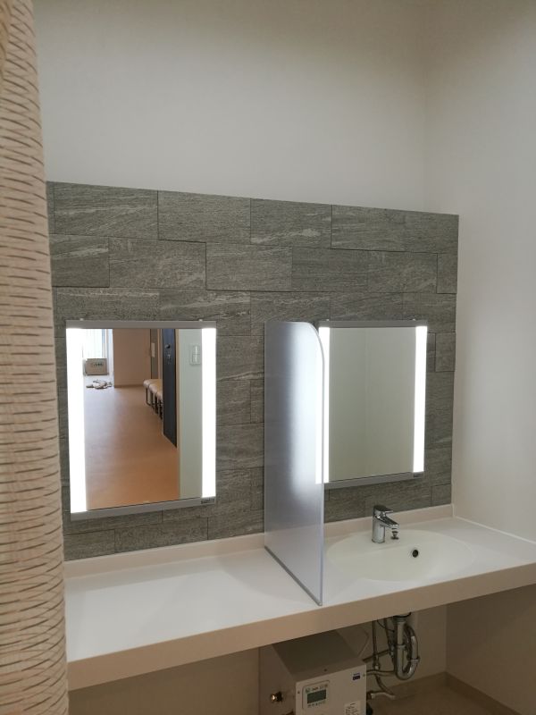 パウダールーム